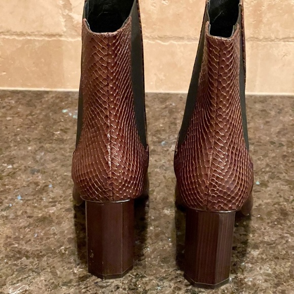 Donald J Pliner Laila Python embossed booties - Picture 6 of 16